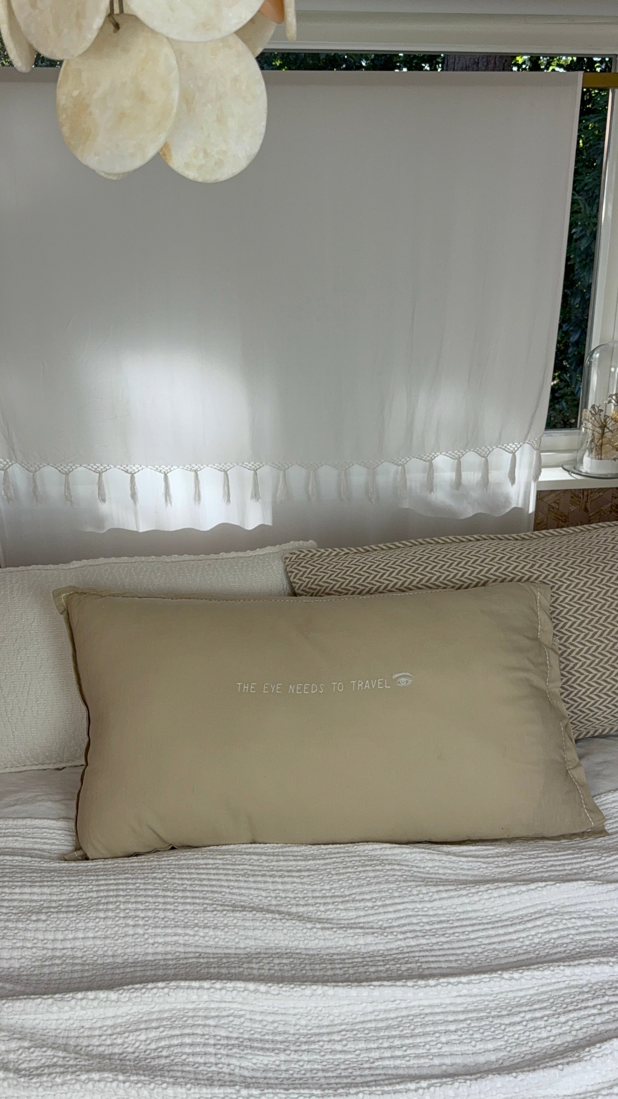 Linnen Pillow + Filling | The Eye Needs To Travel | Natural