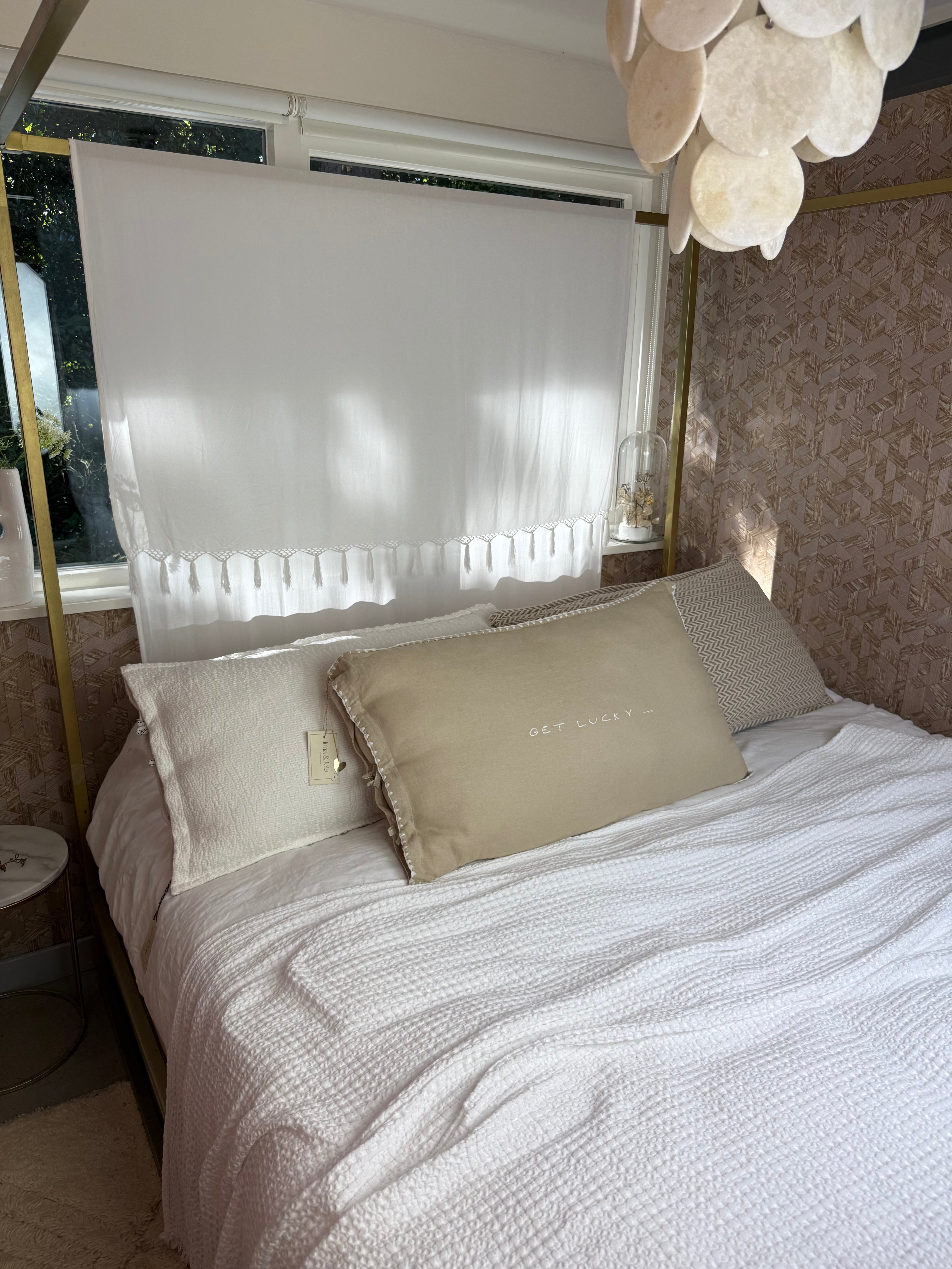 Linnen Pillow + Filling | Get Lucky | Natural