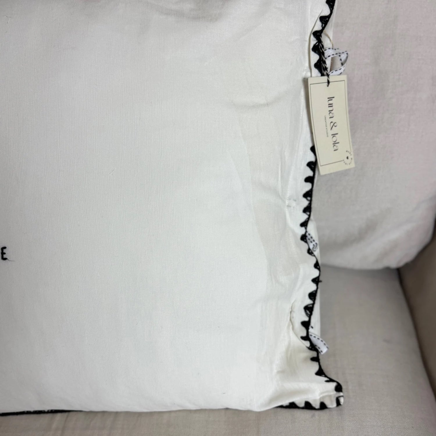 Linnen Pillow + Filling | When In Amsterdam | White