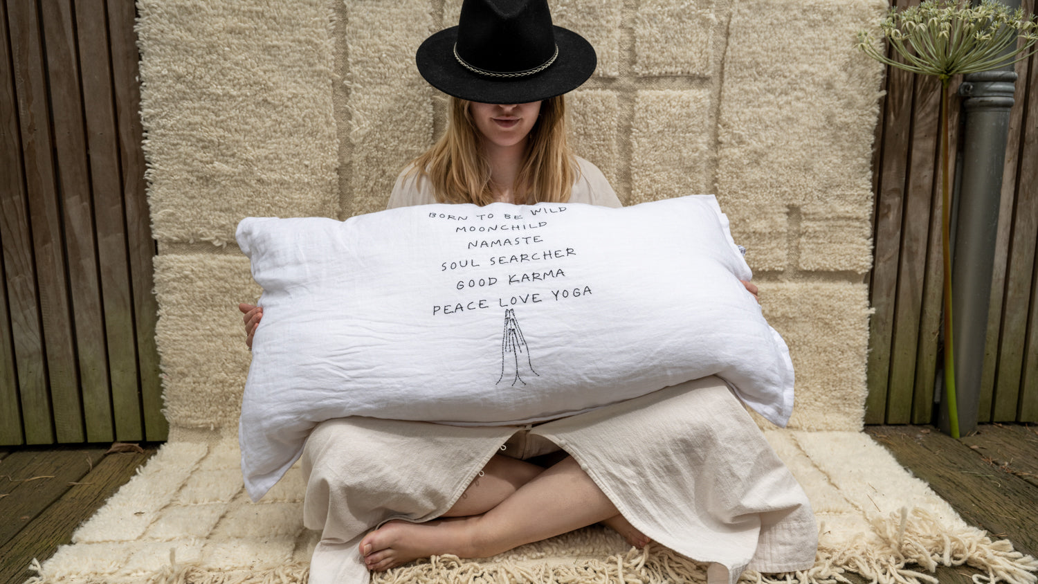 Linnen Pillow + Filling | Born To Be Wild | Natural