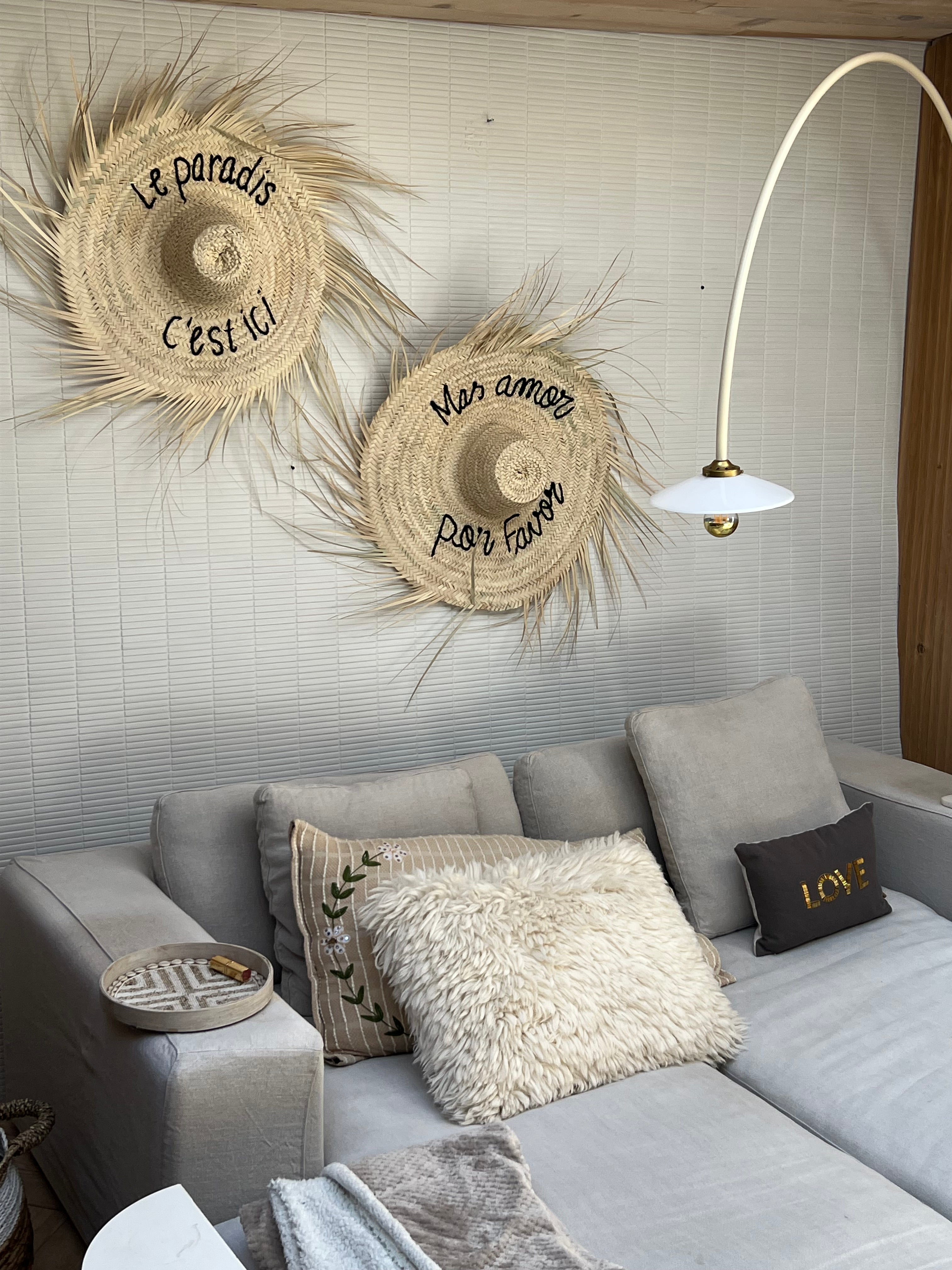 Wall Decoration Hat - Mas Amor Por Favor