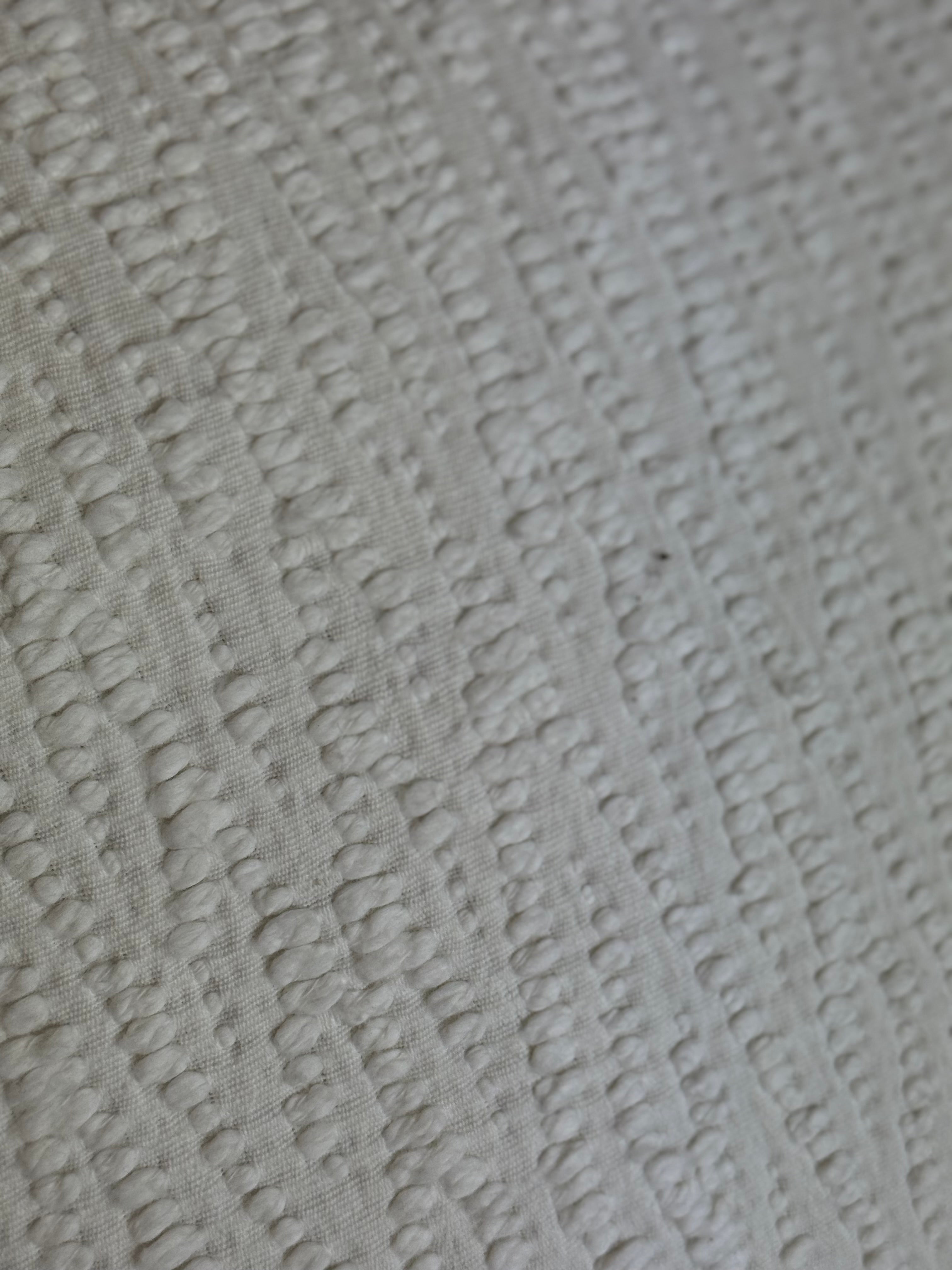 Jacquard geweven kussen – wit zigzag – 90 x 50 cm + binnen kussen