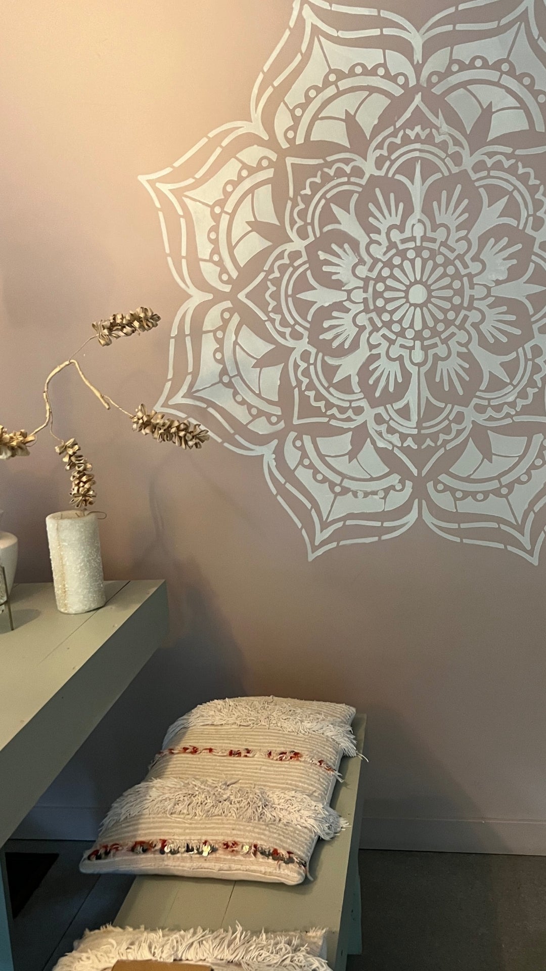 Holy Moly - XL Mandala Stencil - 130 cm
