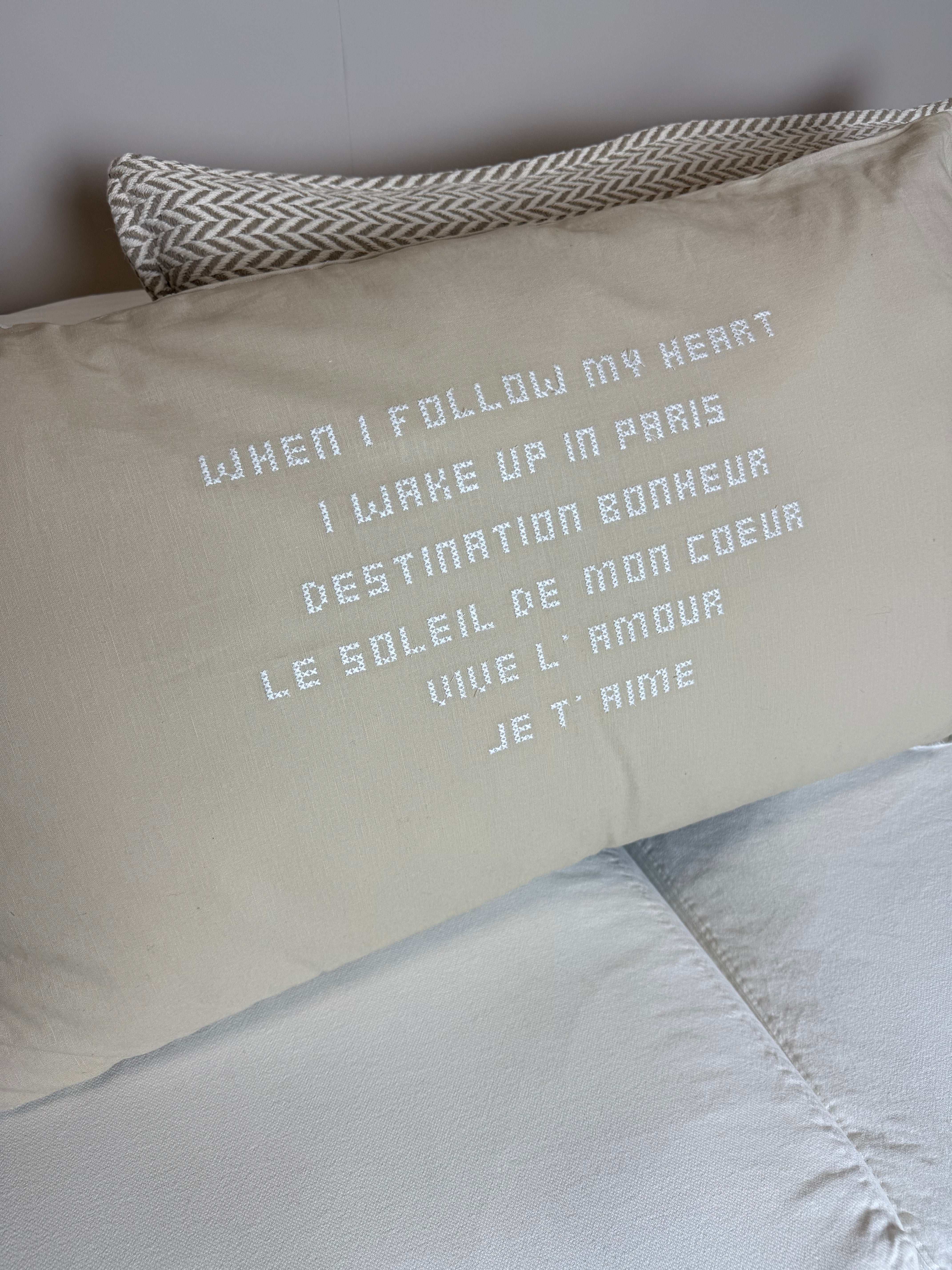 Linnen Pillow + Filling | I Wake Up In Paris | Natural