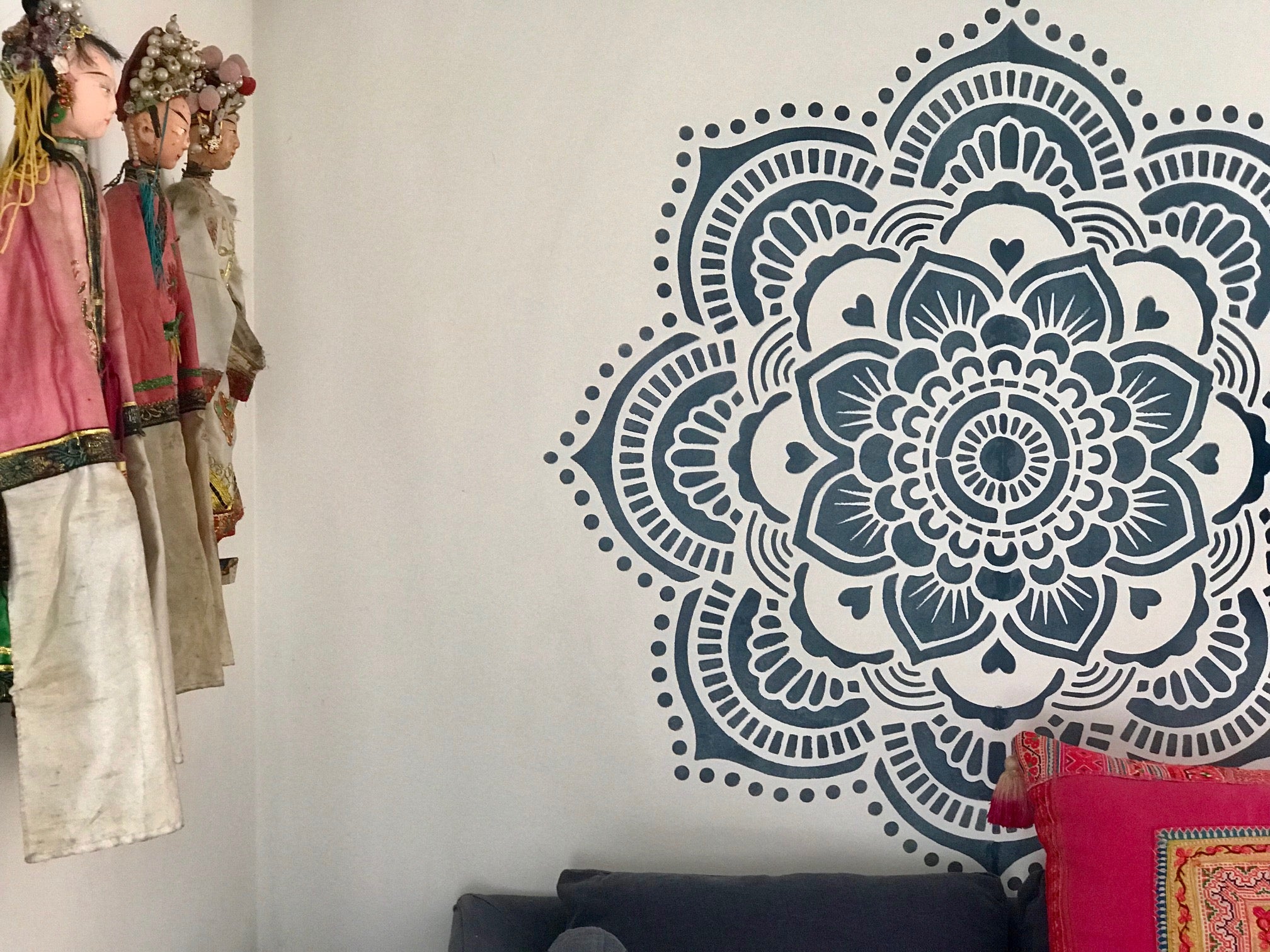 Yoga - XL Mandala Stencil - 116 cm