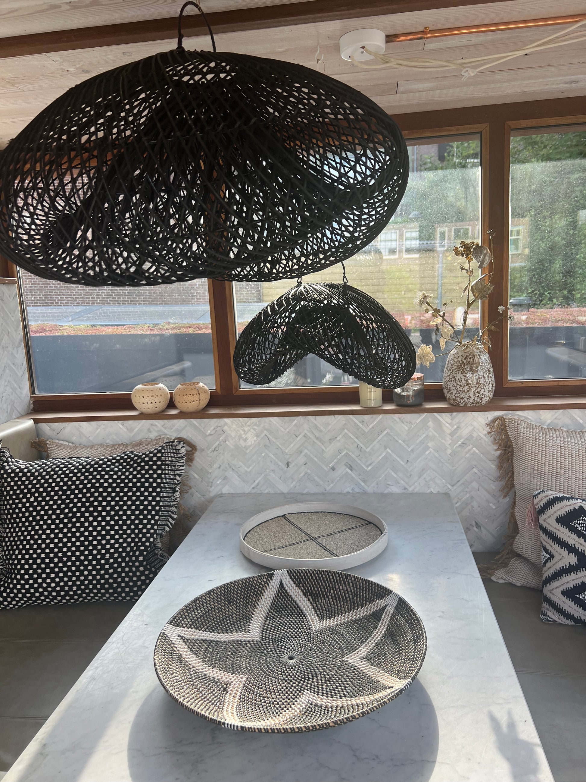 Cloud Lamp Rattan - Organic Shape (60 cm) - Natural Color | Mandala Stencil