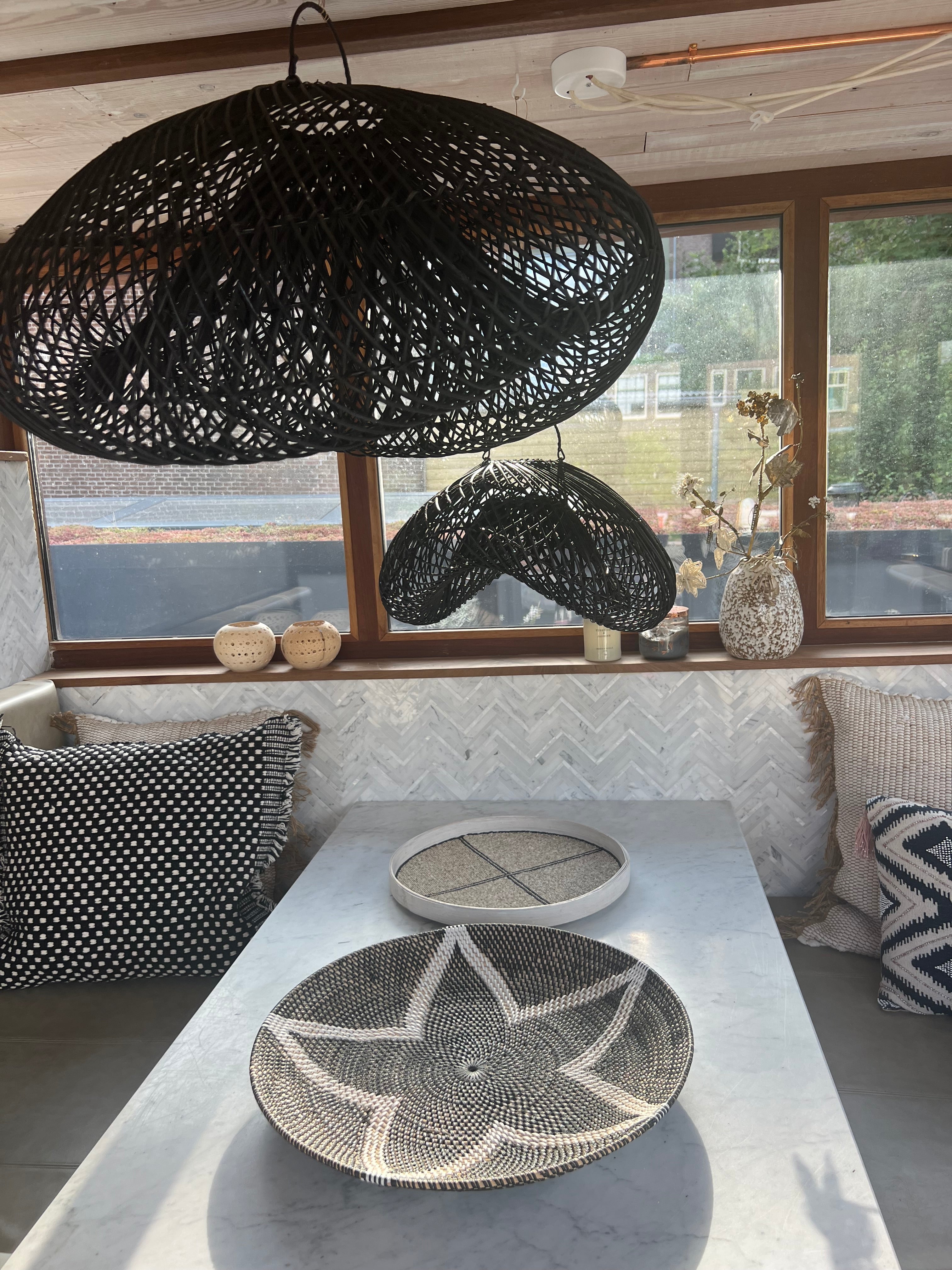 XL Handcrafted Rattan Lamp - Cloud | Black | 150 cm