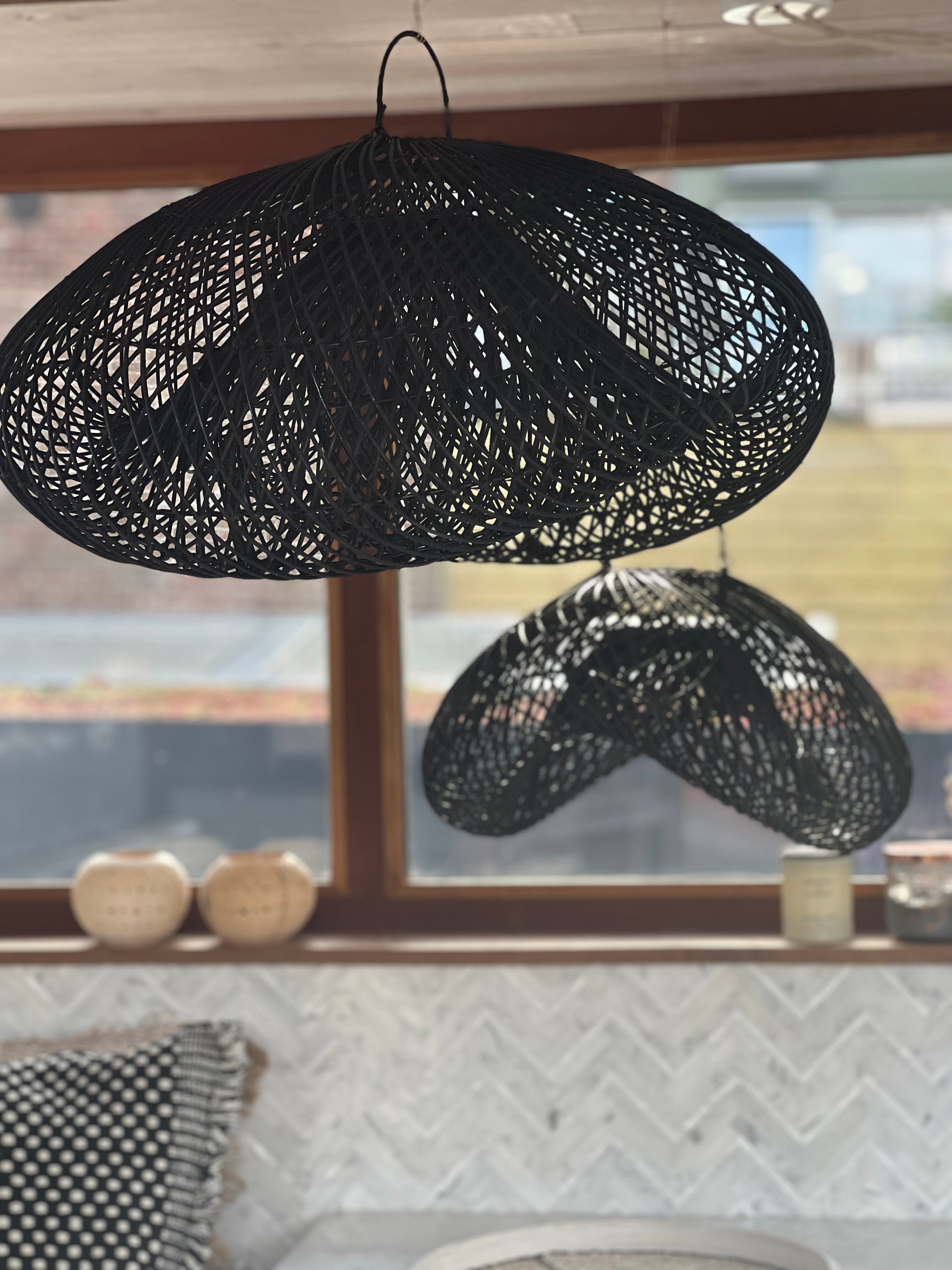 XL Handcrafted Rattan Lamp - Cloud | Black | 150 cm