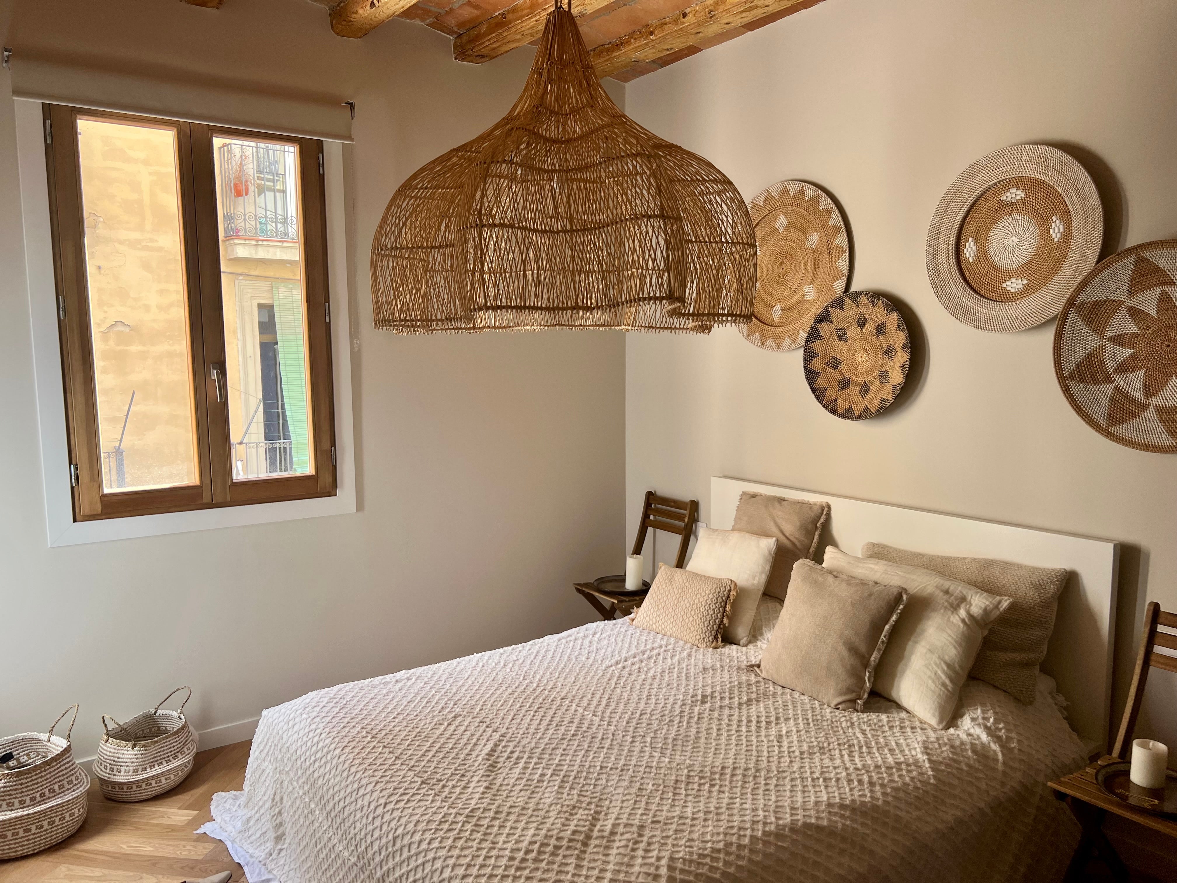 XL Flower Rattan Lamp - 100 cm Boho Ceiling Light | Mandala Stencil
