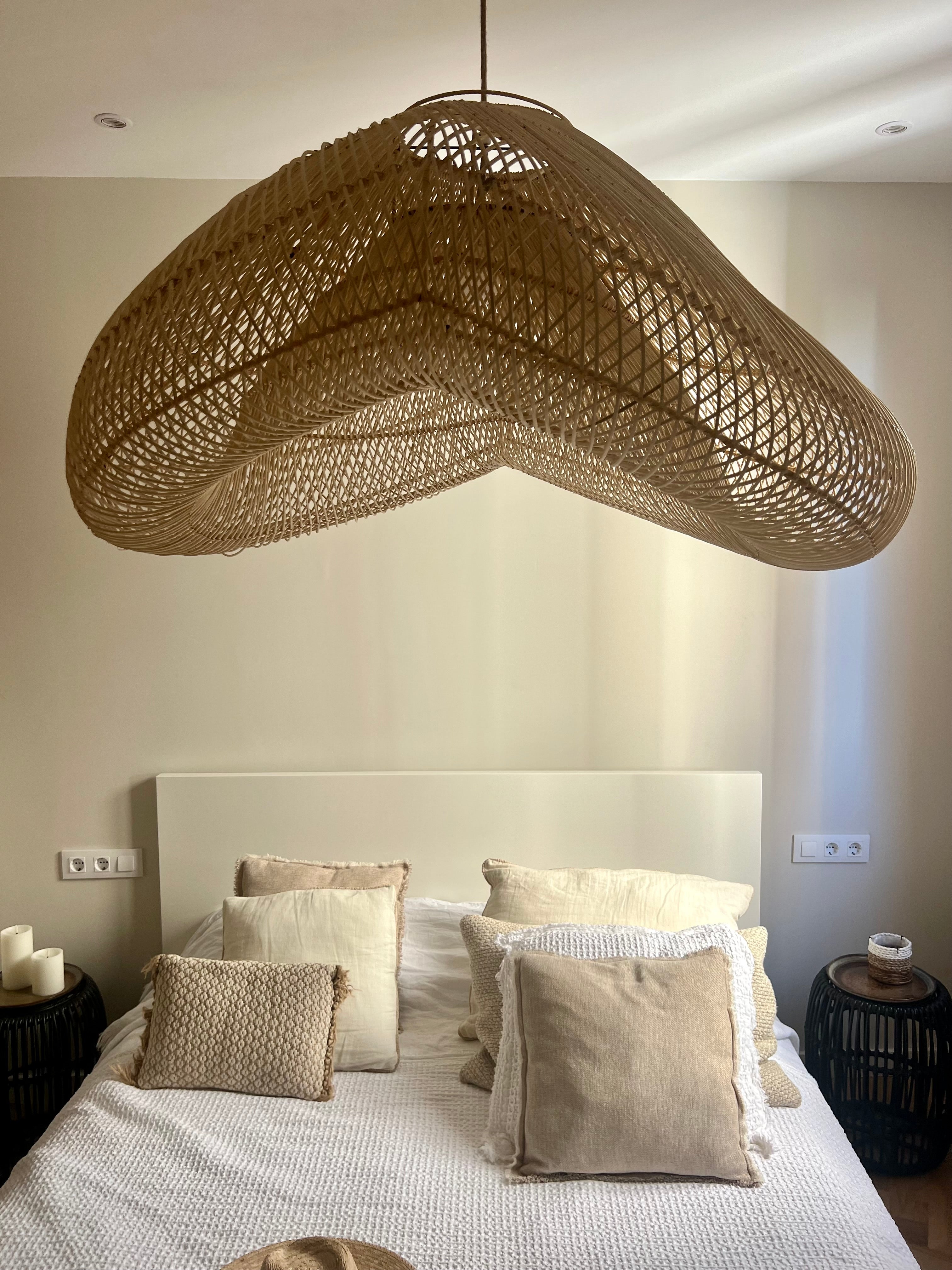 XL Handcrafted Rattan Lamp - Cloud | Natural | 150 cm