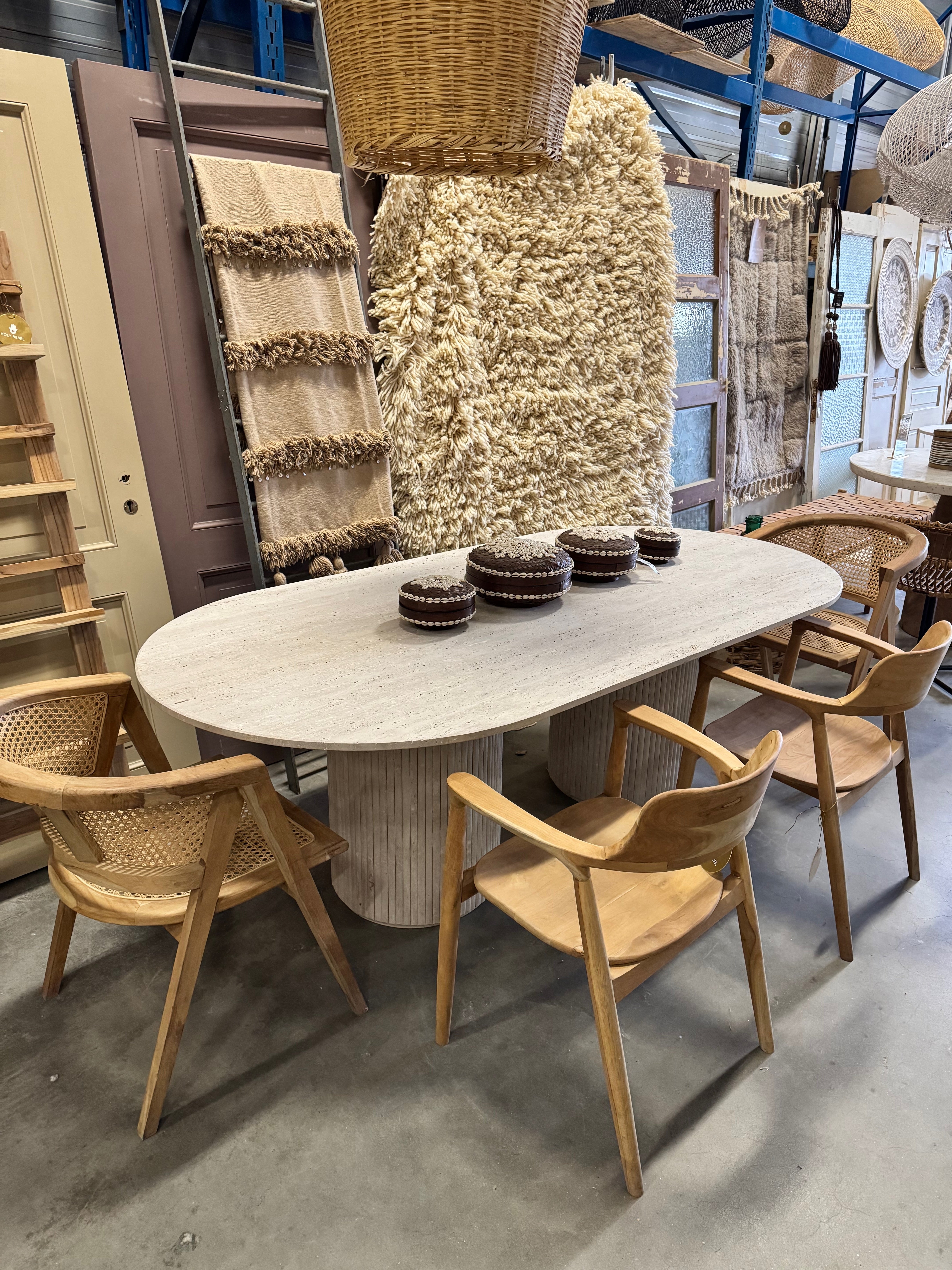 Travertine Table - Oval | 160 x 90 cm