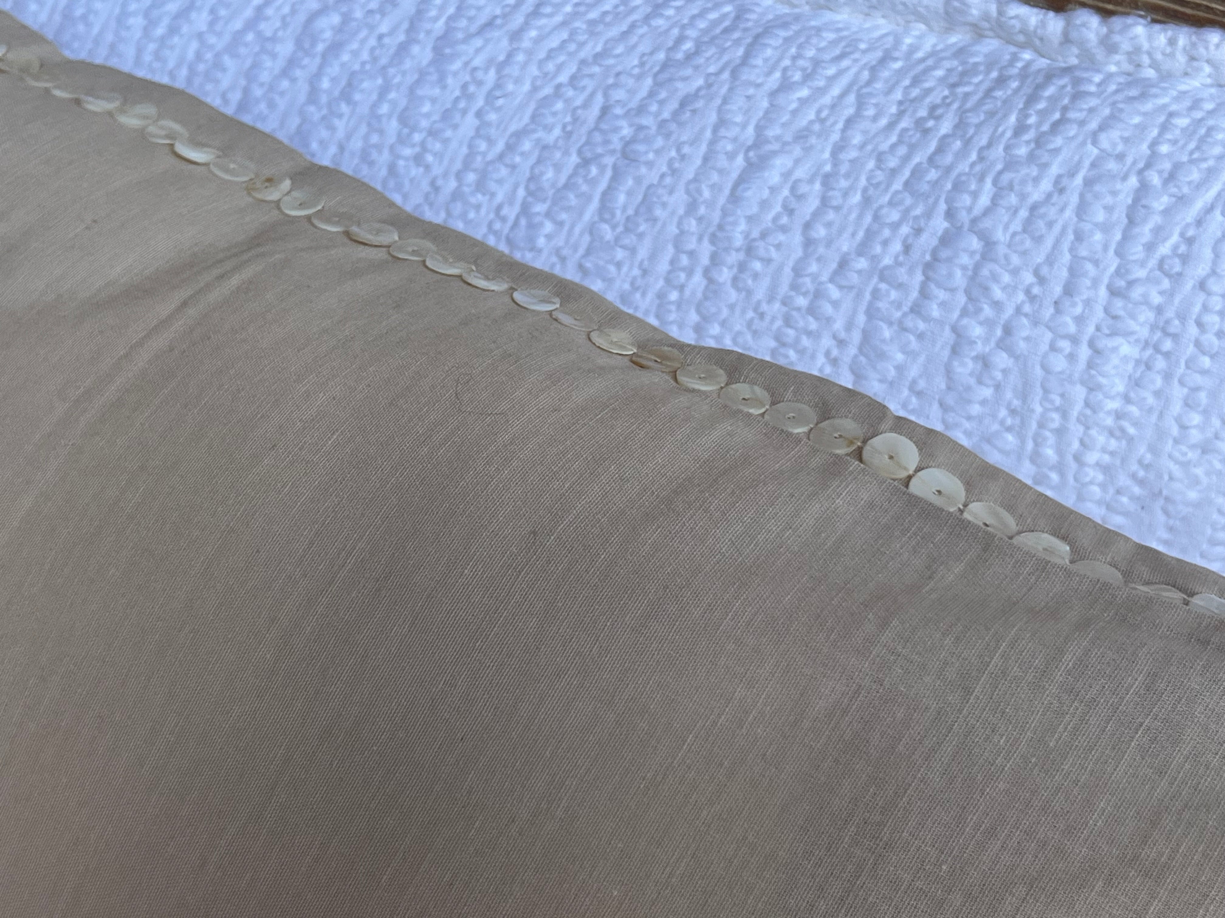 Linnen Pillow + Filling | I Wish I Was An Octopus | Natural