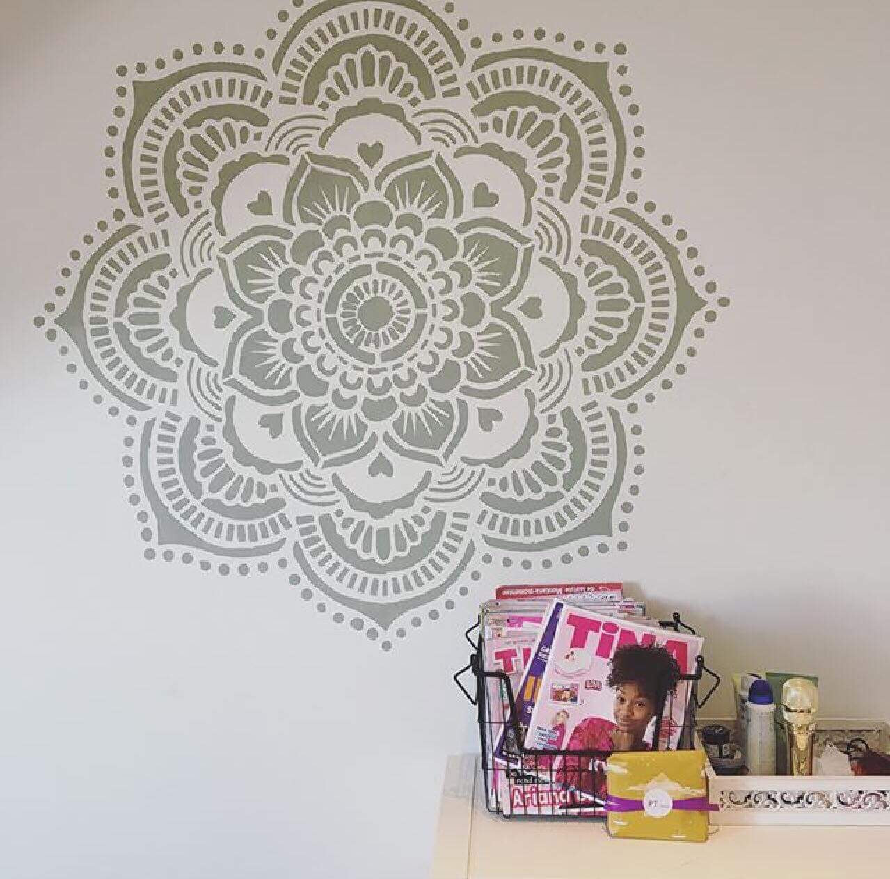 Yoga - XL Mandala Stencil - 116 cm