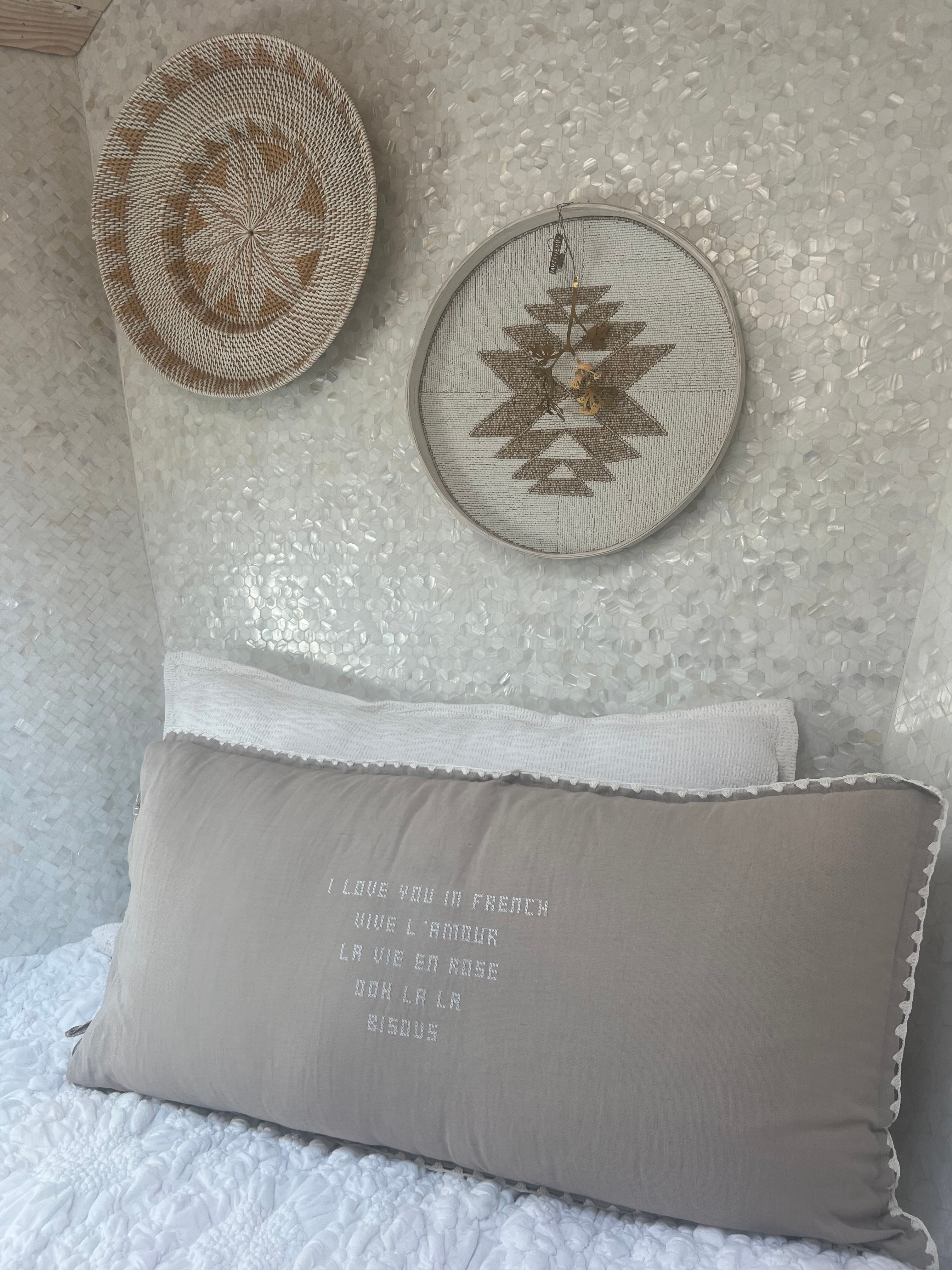 Linnen Pillow + Filling | I Love You In French | Natural