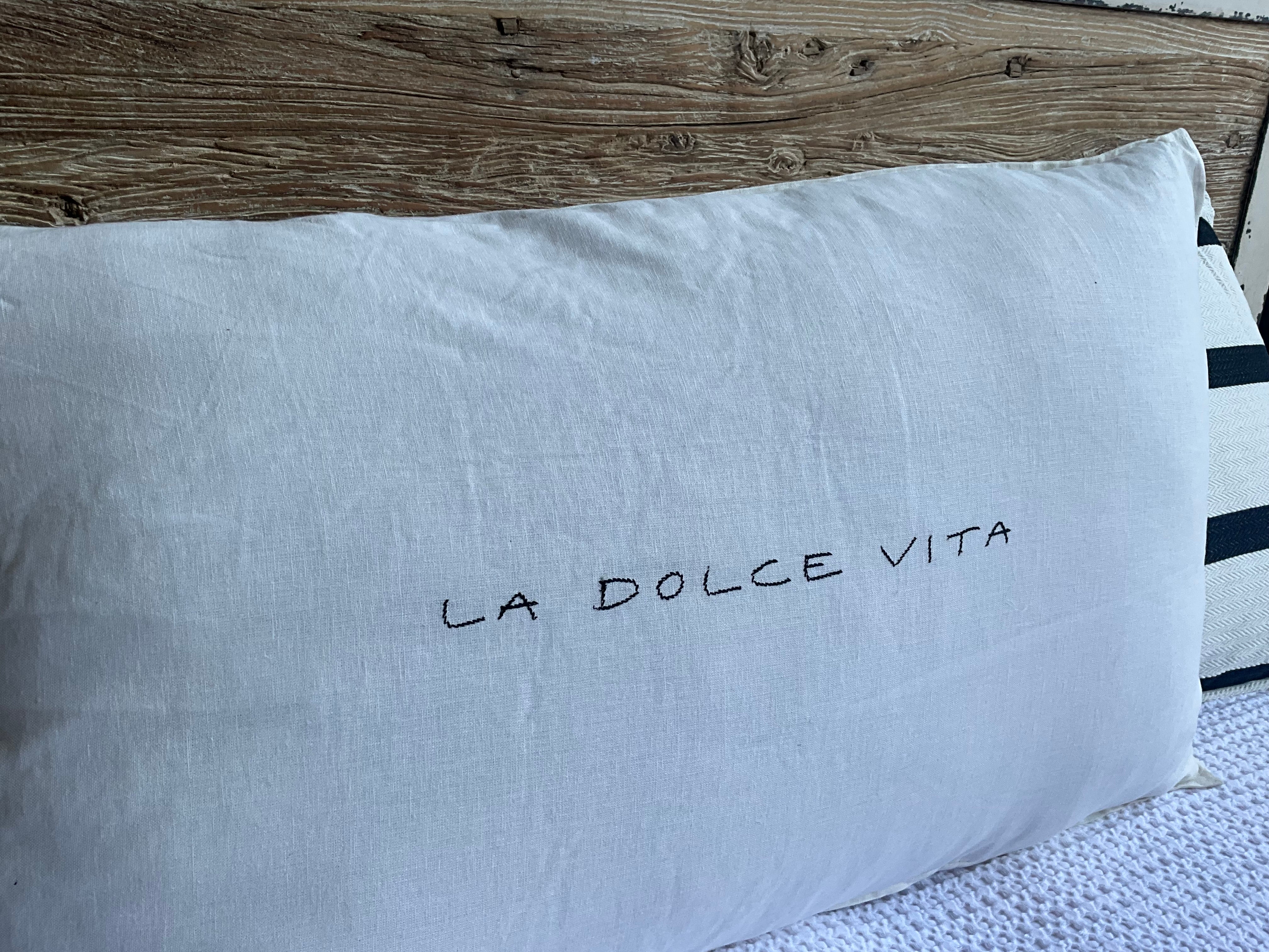 Linnen Pillow + Filling | La Dolce Vita | White