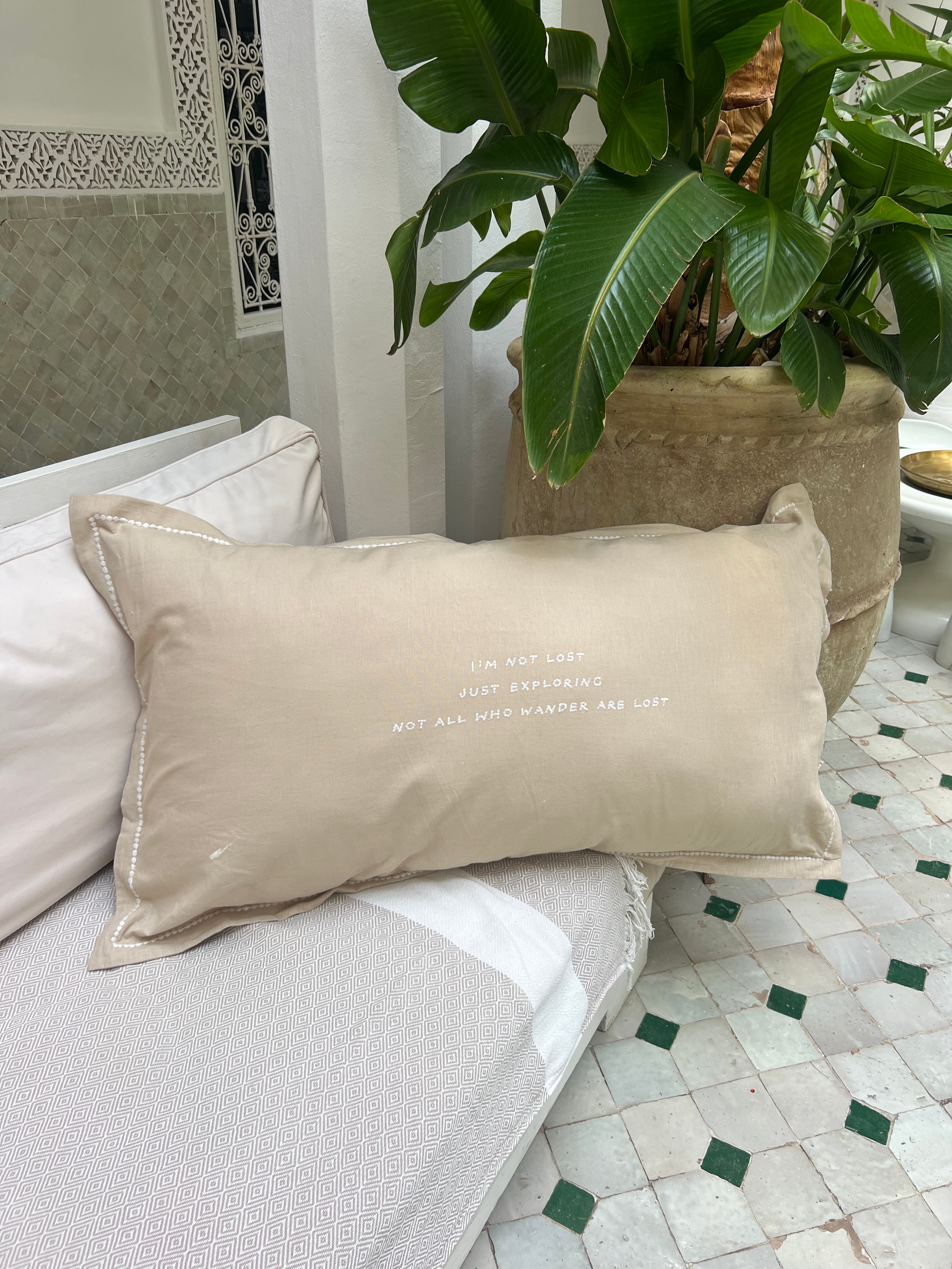 Linnen Pillow + Filling | I'm Not Lost | Natural