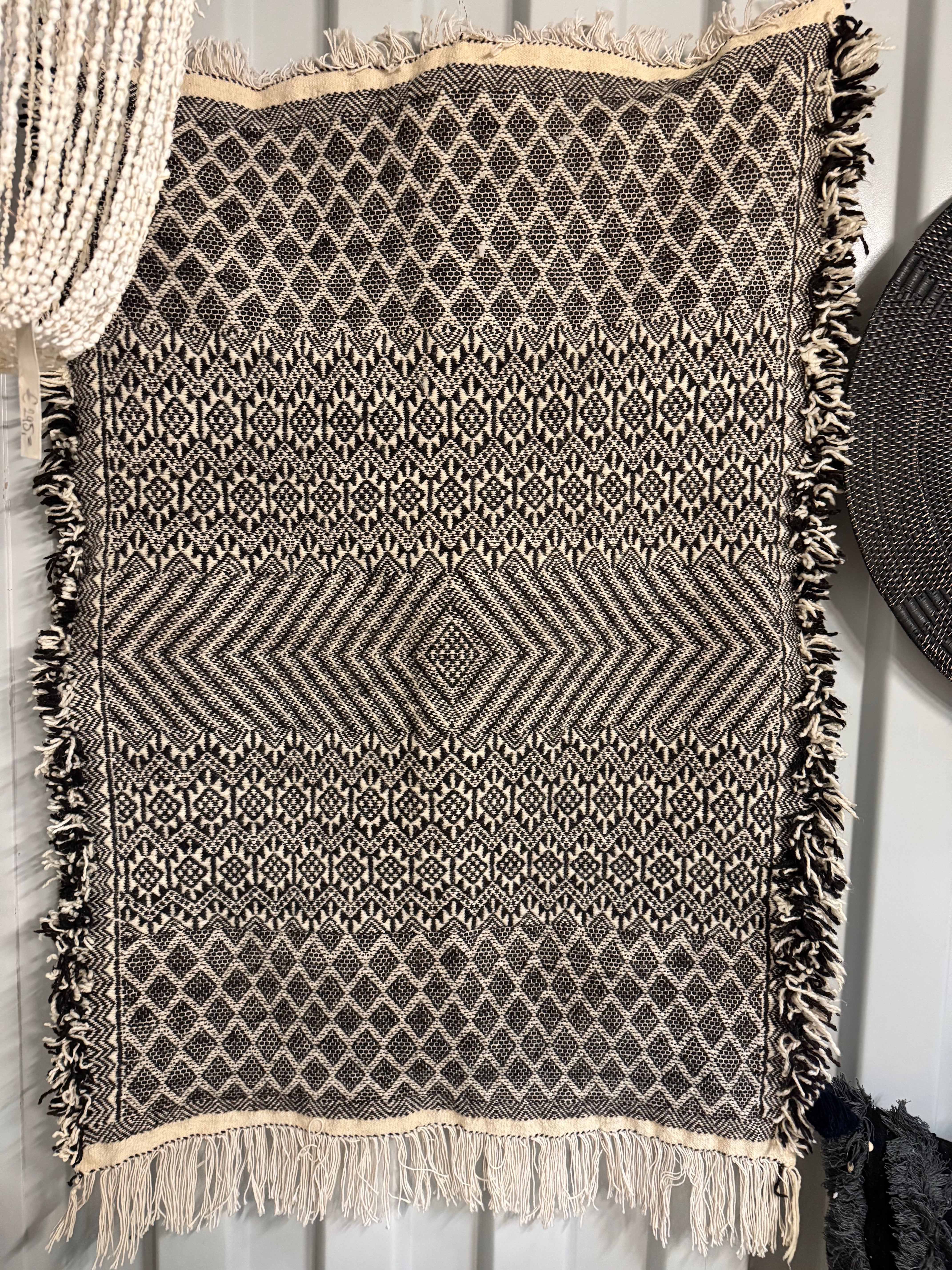 Wandkleed-Textiel kunst- berber wandkleed 100% wol| zwart wit