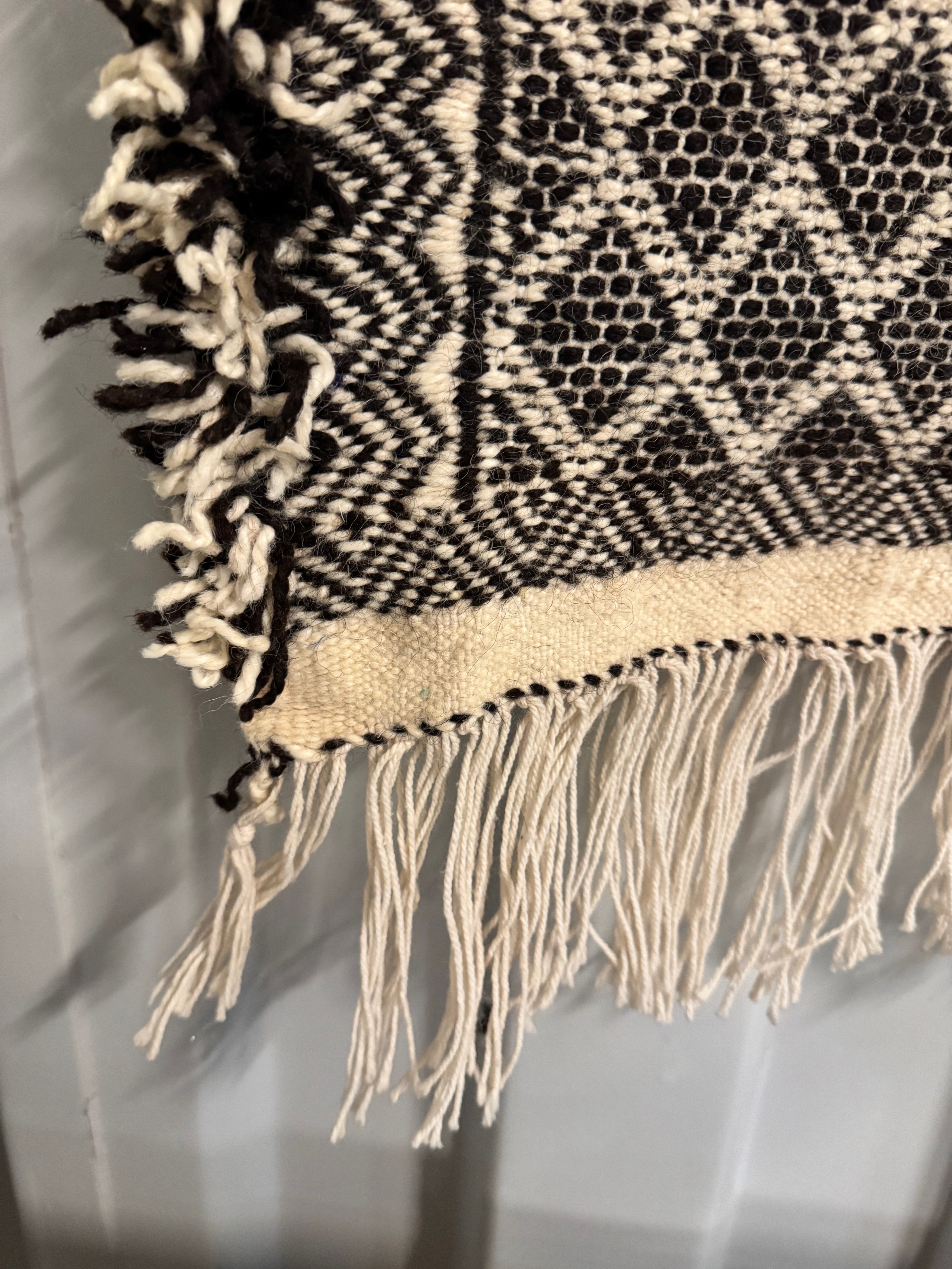 Wandkleed-Textiel kunst- berber wandkleed 100% wol| zwart wit
