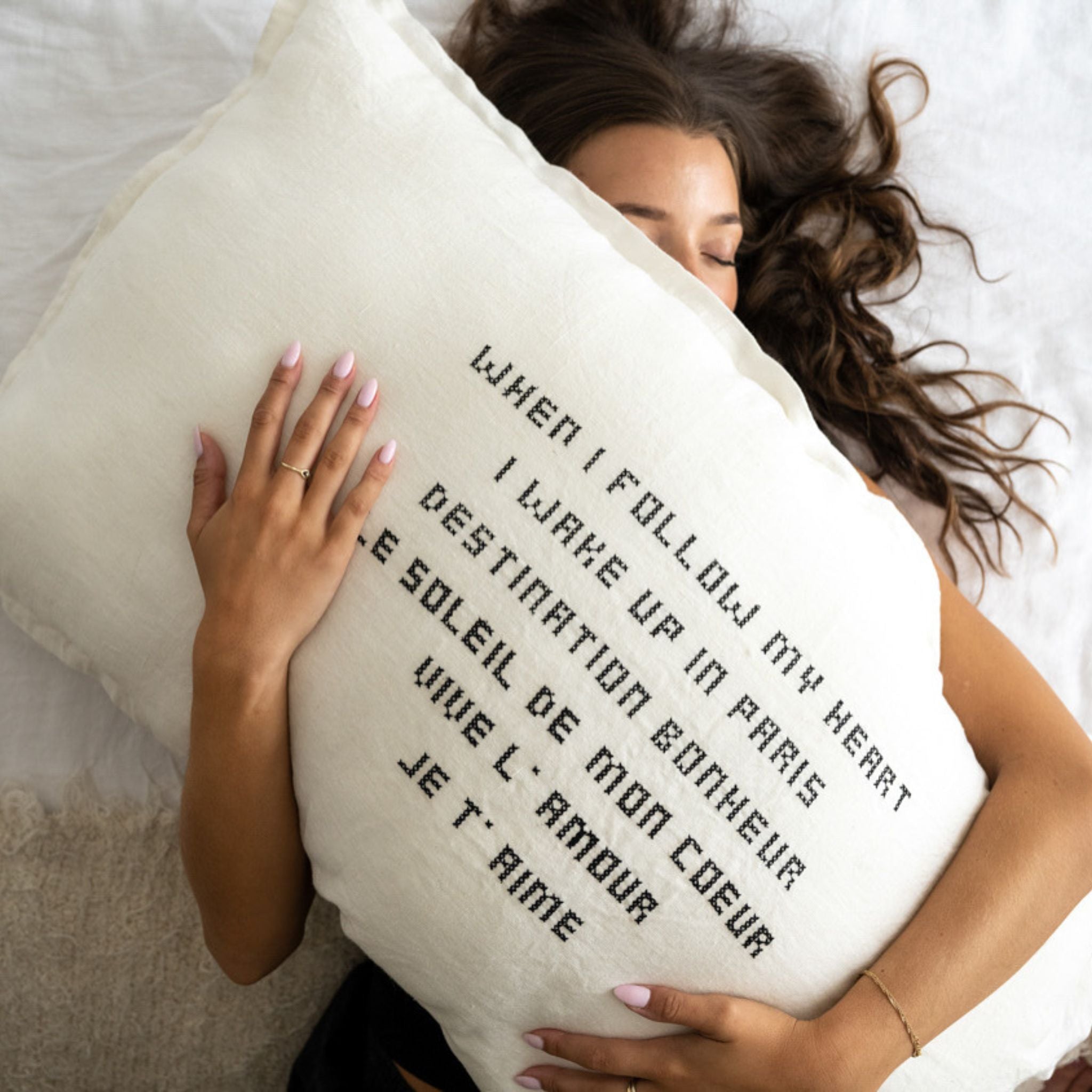 Linnen Pillow + Filling | Life Is Better At The Beach | Natural