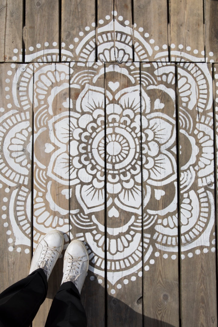 Yoga Mandala - XL Mandala Stencil - 116 cm