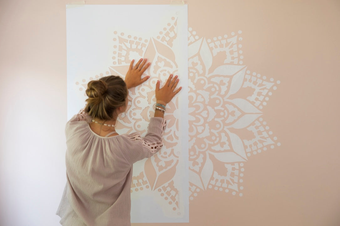 Mystery Wall Tattoo - XL Mandala Stencil - 116 cm