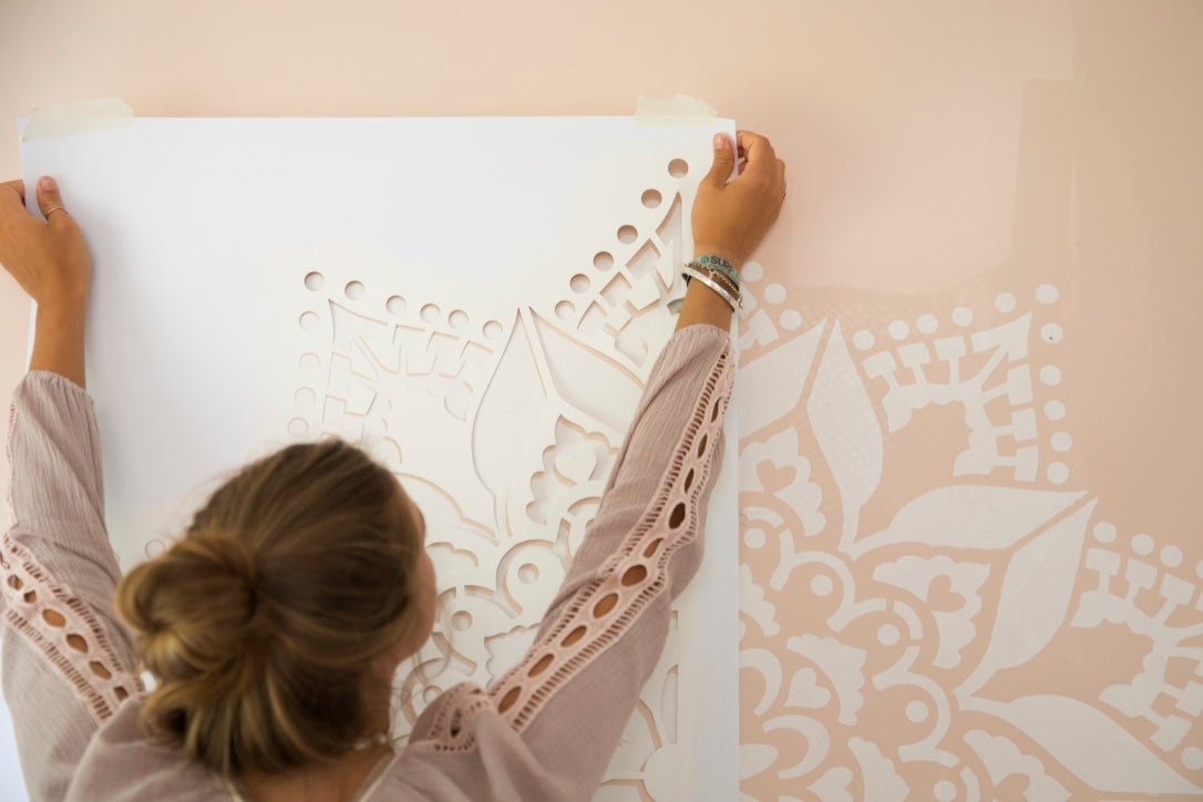 Mystery Wall Tattoo - XL Mandala Stencil - 116 cm